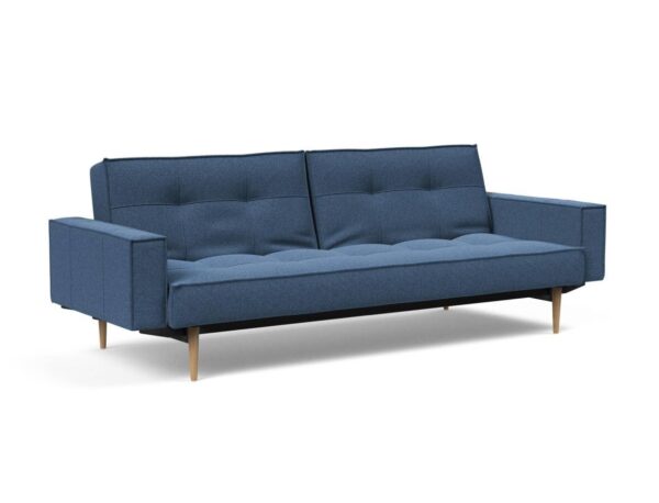 Innovation Splitback Klappsofa mit Polster-Armlehne 537 Boucle Blue Styletto Holz hell / Gestell schwarz EAN:5700110949248